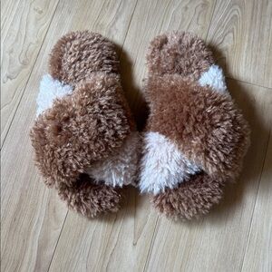 Aerie Brown and Cream Women's Slippers
